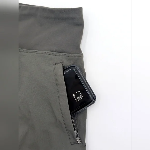 Athleta Trekkie North Short Sz 2 Olive Green Quick Dry Moisturizer Wicking SPF50 - Picture 7 of 17